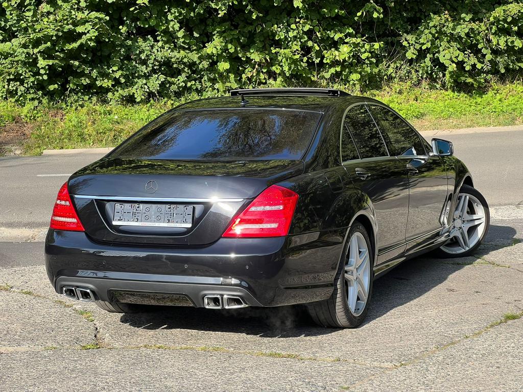 Mercedes-Benz S63 AMG FULL OPTION, Auto's, Mercedes-Benz, Automaat, Euro 5, Zwart, Bedrijf
