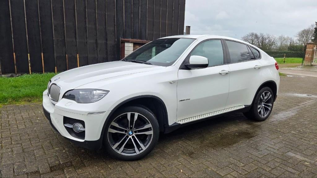 BMW X6 4.0D van 2011, goede staat!, Auto's, BMW, Euro 5, Zwart, Wit, X6
