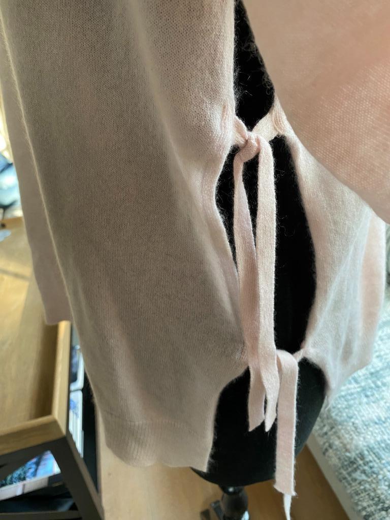 Pull en cachemire rose pastel à liens Scapa - S, Vêtements | Femmes, Pulls & Gilets, Comme neuf, Taille 36 (S), Rose, Enlèvement ou Envoi