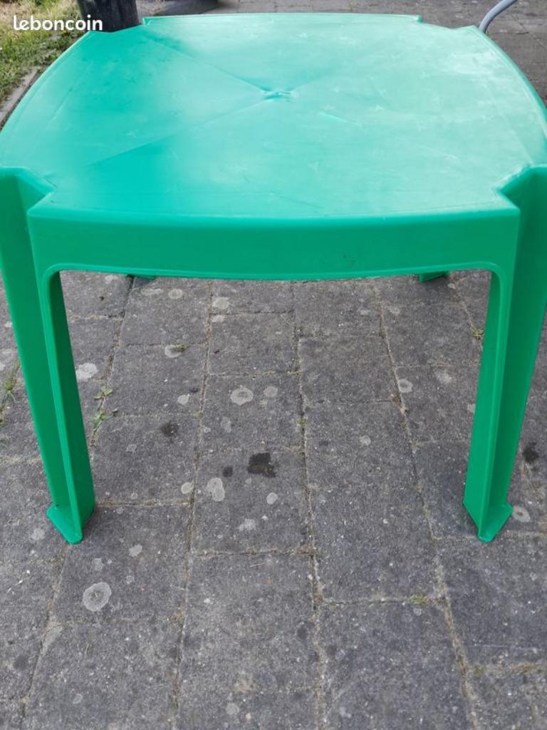 table plastique pour enfants, Enlèvement