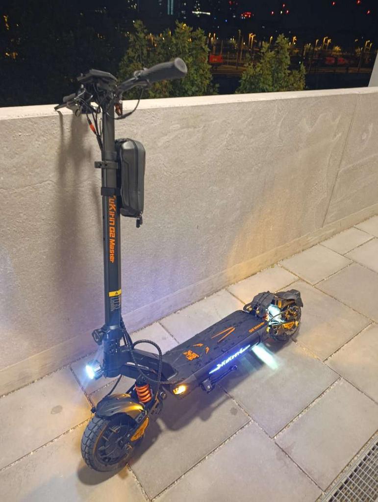 Kukirin G2 master 2024 negociable, Fietsen en Brommers, Steps, Ophalen, Zo goed als nieuw, Gewone step