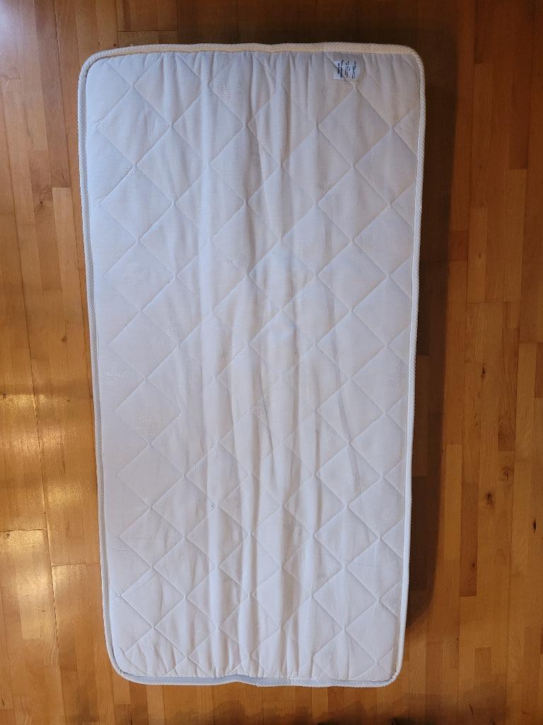 Matelas bébé à mémoire de forme, Matelas, Moins de 70 cm, Comme neuf, Enlèvement