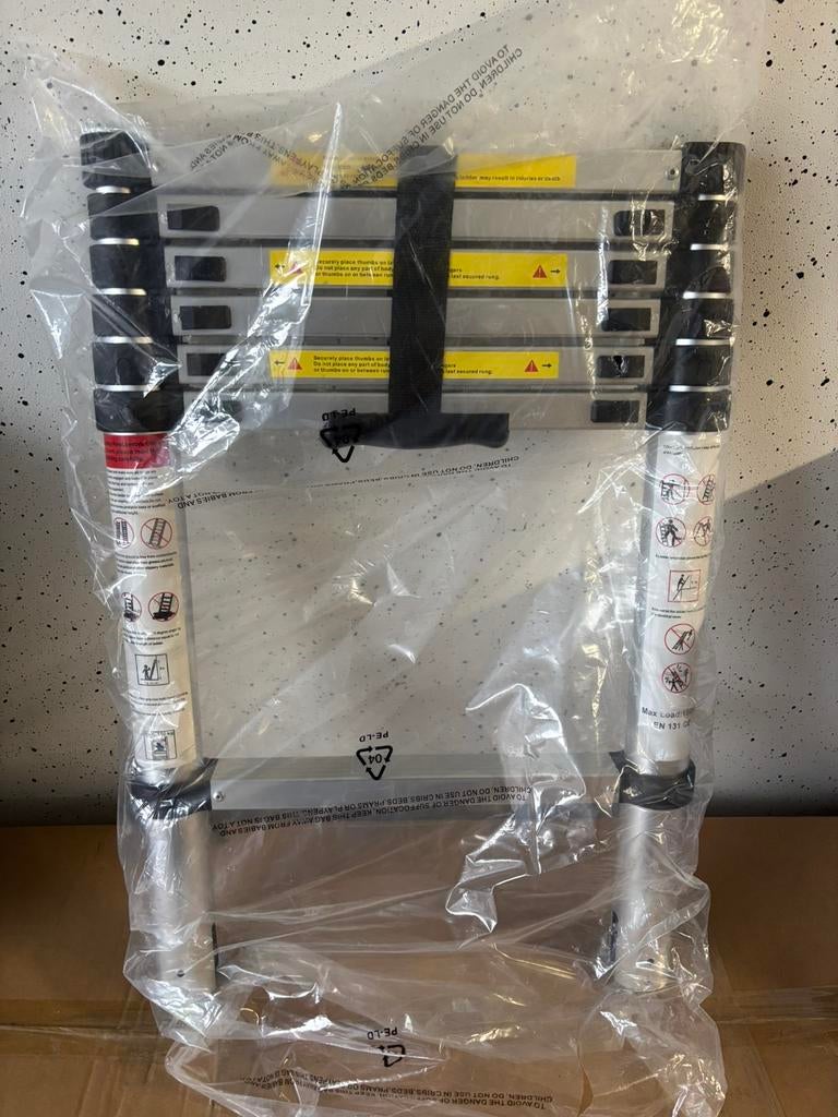 ‼️Nieuw‼️ Ultratoolz Telescoopladder 2m 2.6m 3.8m 4.2m, Doe-het-zelf en Bouw, Overige Doe-Het-Zelf en Bouw, Nieuw, Ophalen
