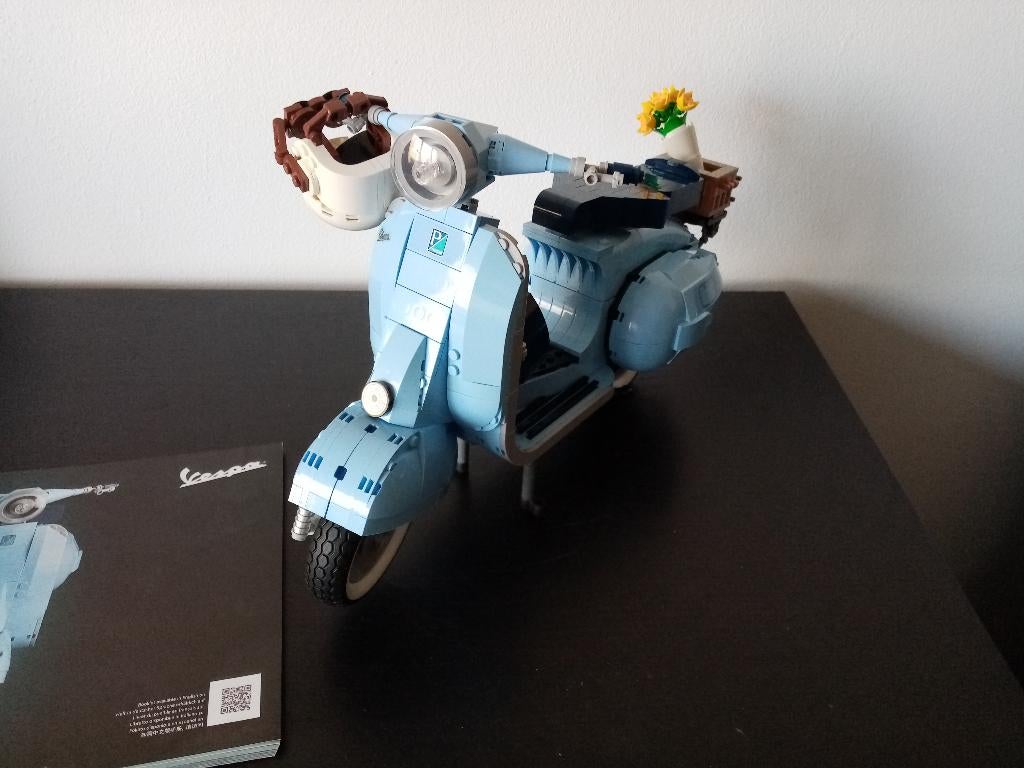 Lego 10298 Vespa 125, Ophalen, Zo goed als nieuw, Complete set, Lego