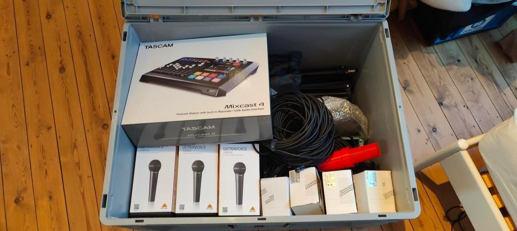 Volledige podcast incl. verlichtingsset, Audio, Tv en Foto, Bandrecorder, Bandrecorder, Ophalen