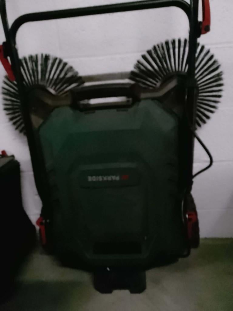 Balayeuse électrique parkside - vendu sans batterie, Jardin & Terrasse, Enlèvement