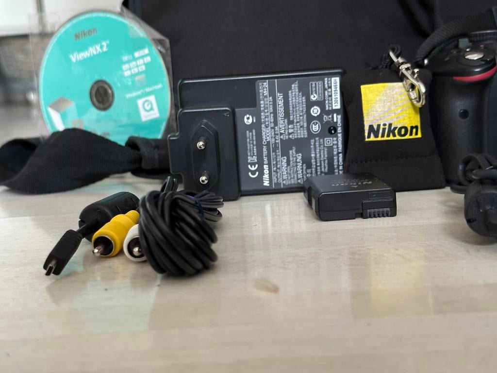 Appareil photo numérique Nikon 5100, Enlèvement ou Envoi, Comme neuf, Nikon