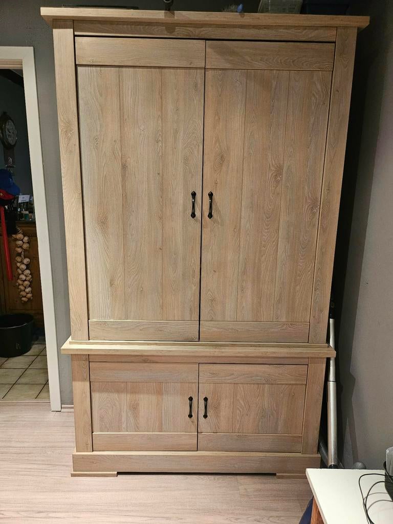 Eetkamer te koop, Ophalen