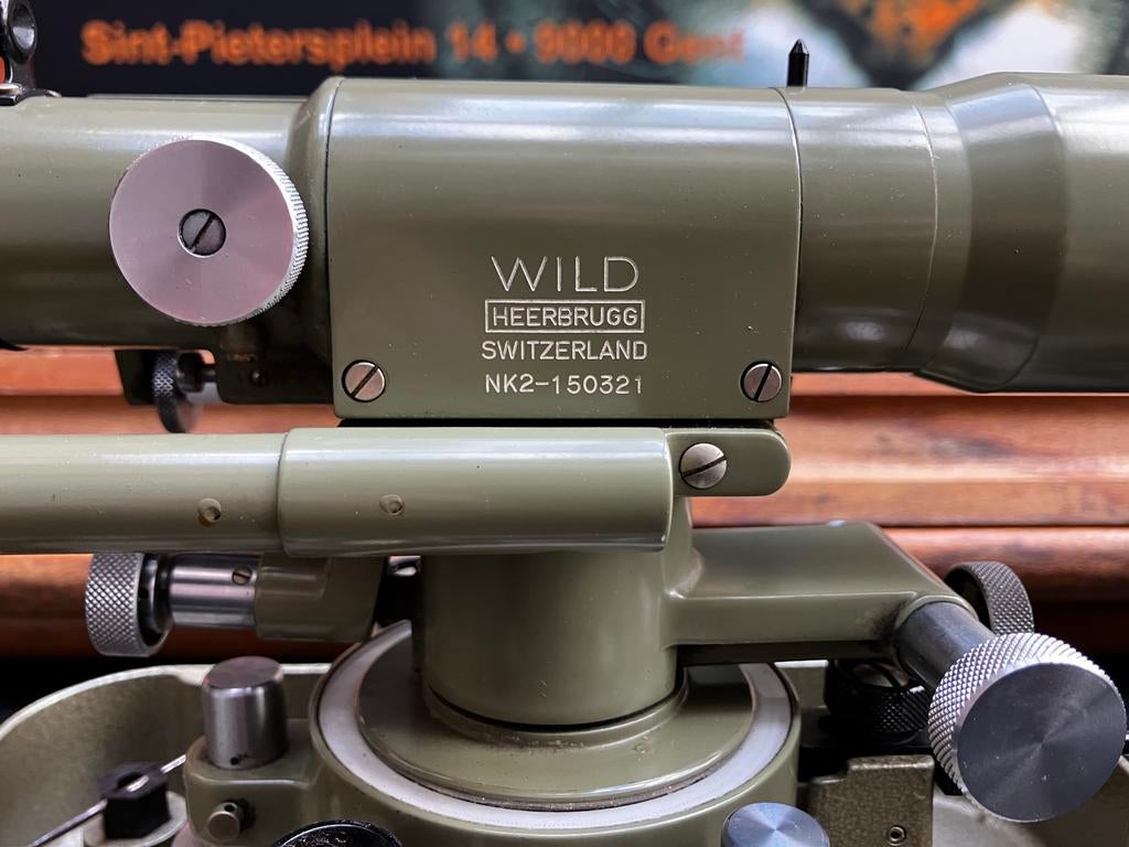 Wild Heerbrugg NK2  waterpasinstrument omgekeerd beeld, Ophalen