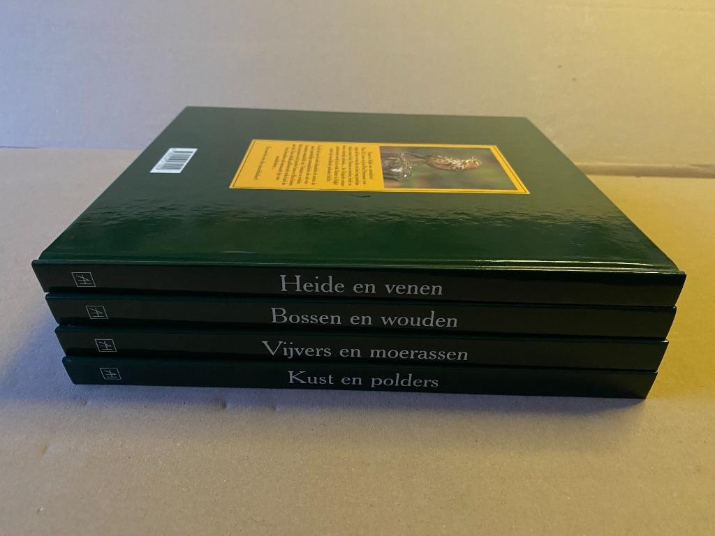 Artis Historia "Natuur in België", Ophalen, Zo goed als nieuw, Prentenboek