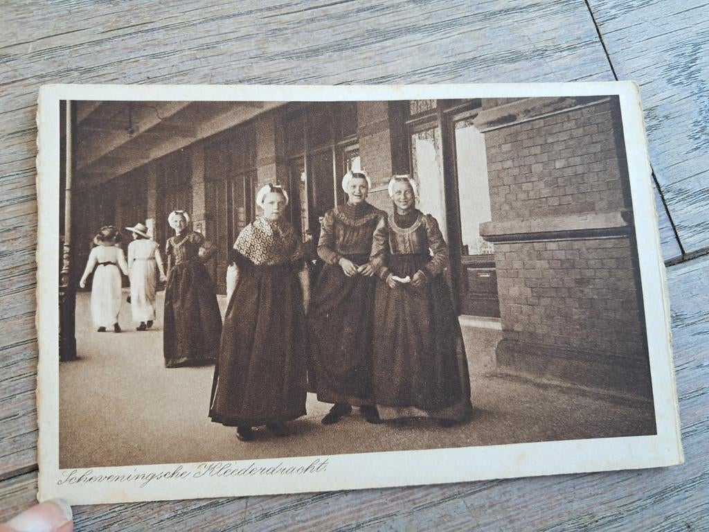 Onbeschreven pk - oude Scheveningse klederdracht, Ophalen of Verzenden