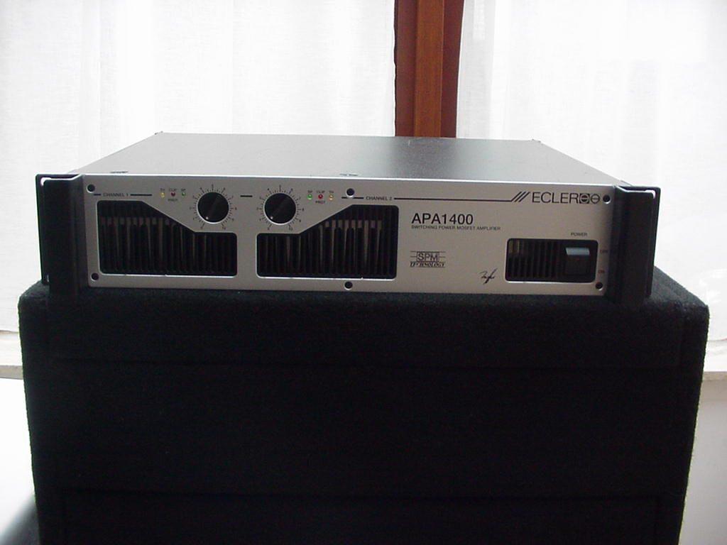 Versterker ECLER APA1400, Musique & Instruments, Amplis | Clavier, Moniteur & Sono, Utilisé, Sono, 500 à 1000 watts, Enlèvement