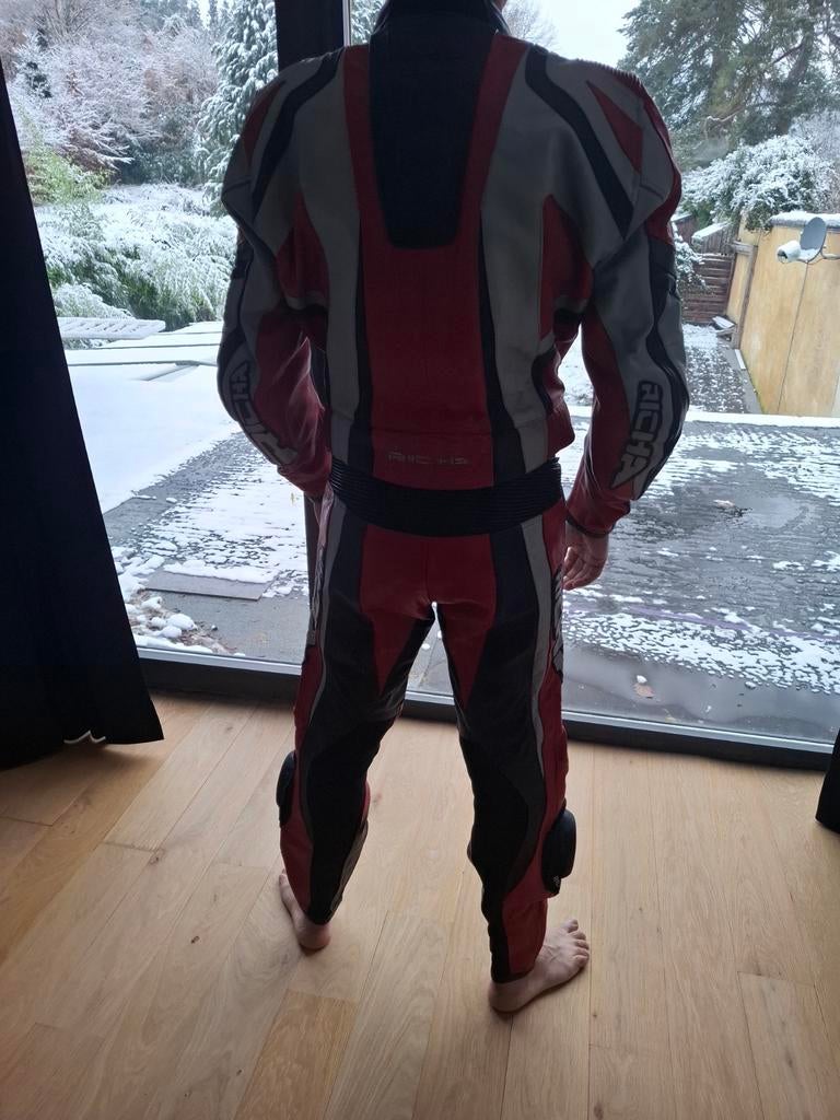 Combinaison moto Richa en Bonne état taille M L, Motos, Vêtements | Vêtements de moto, Enlèvement ou Envoi, Combinaison