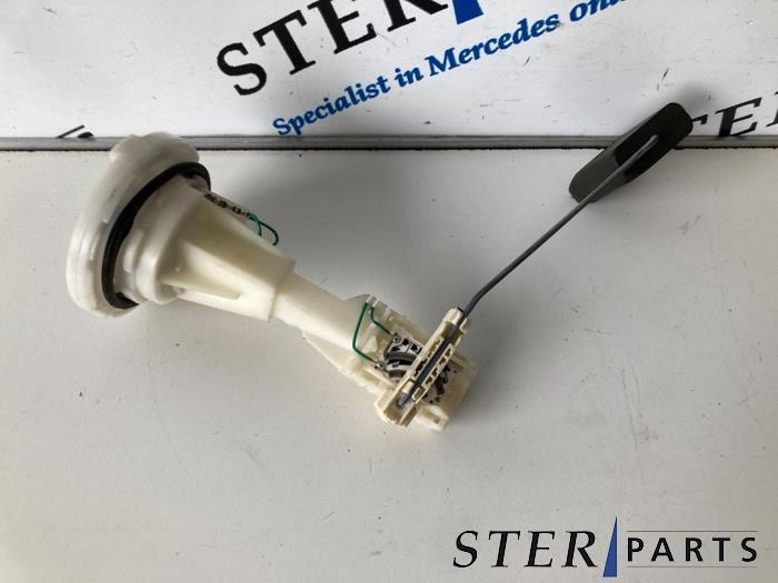 Flotteur de carburant d'un Mercedes E-Klasse, Enlèvement ou Envoi, 3 mois de garantie, Utilisé, Mercedes-Benz