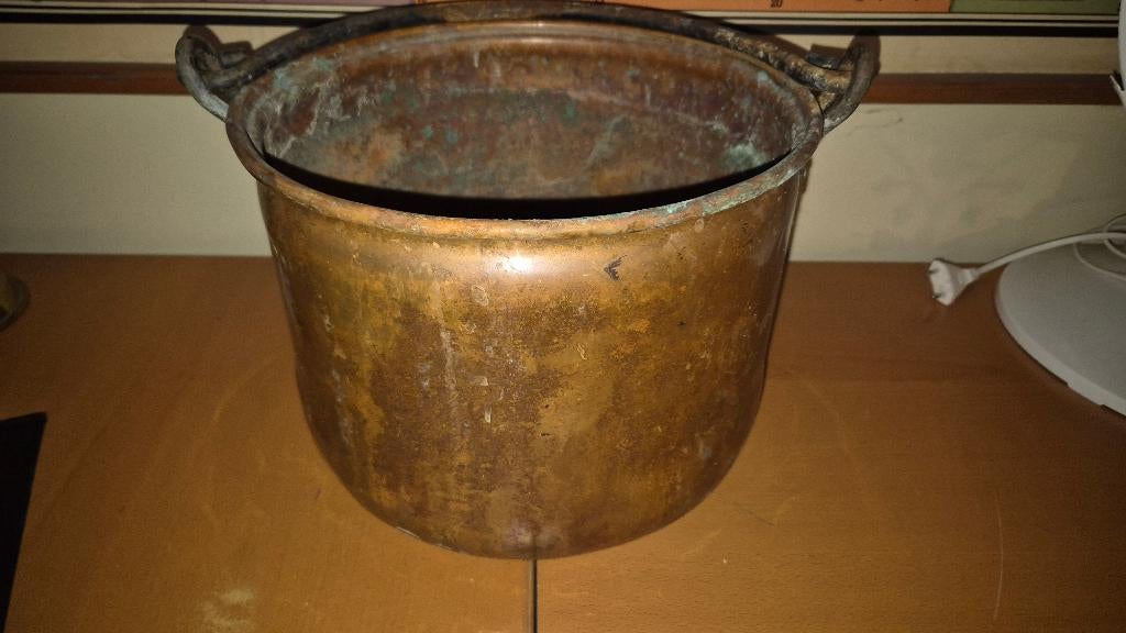 Très ancienne pot en cuivre de 27 cm de diamètre, Enlèvement ou Envoi, Cuivre