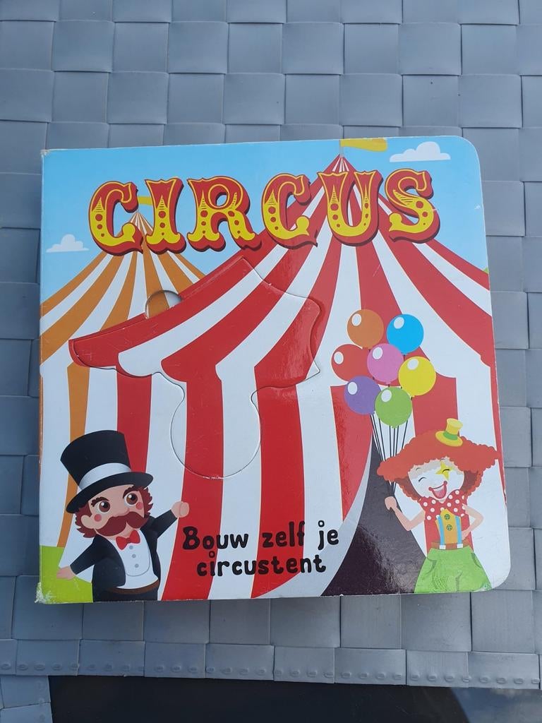 Livre de puzzle de cirque. Joli livre de lecture interactif, Enlèvement ou Envoi, Comme neuf