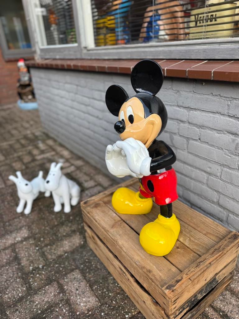 Mickey Mouse beeld met Hartje, Ophalen, Mickey Mouse, Zo goed als nieuw, Beeldje of Figuurtje