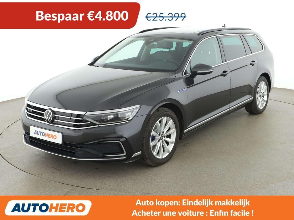 Volkswagen Passat 1.4 GTE (bj 2020, automaat), Auto's, Gebruikt, Leder, 1395 cc, 5 deurs