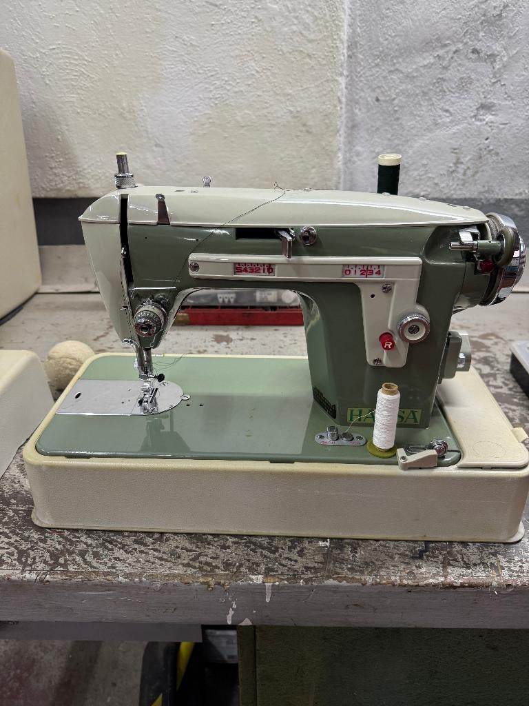 naaimachine Hansa, Ophalen, Zo goed als nieuw, Naaimachine, Overige merken