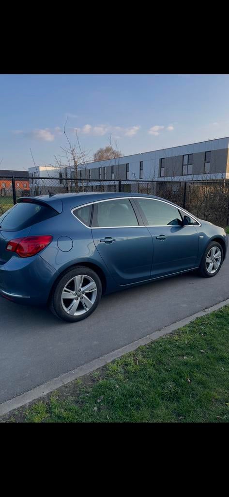 🚘 Opel astra j turbo 1.4 benzine ketting motor, Auto's, Euro 5, Particulier, Astra, Te koop