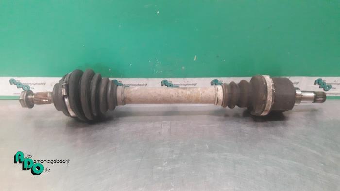 Aandrijfas links-voor van een Citroen Berlingo (Berlingo 08-, Gebruikt, -, Ophalen of Verzenden, -