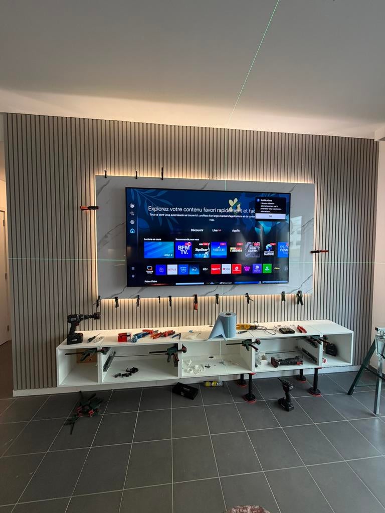 Déco mur Tv, Enlèvement