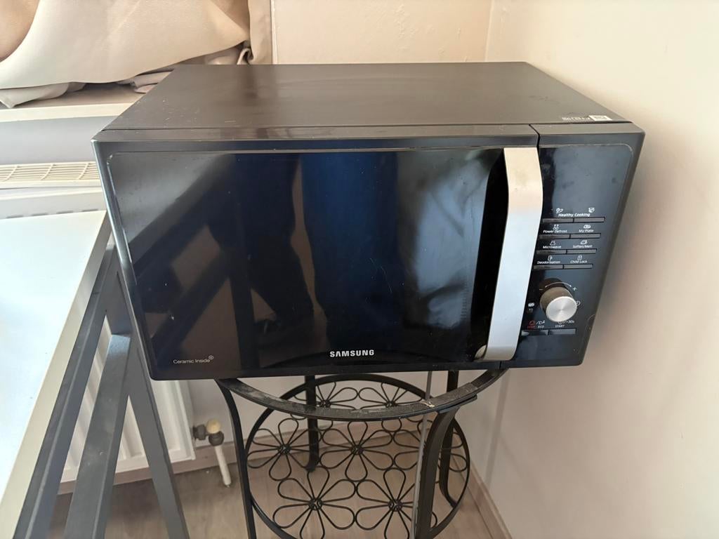 Microgolf Samsung, Enlèvement, Comme neuf