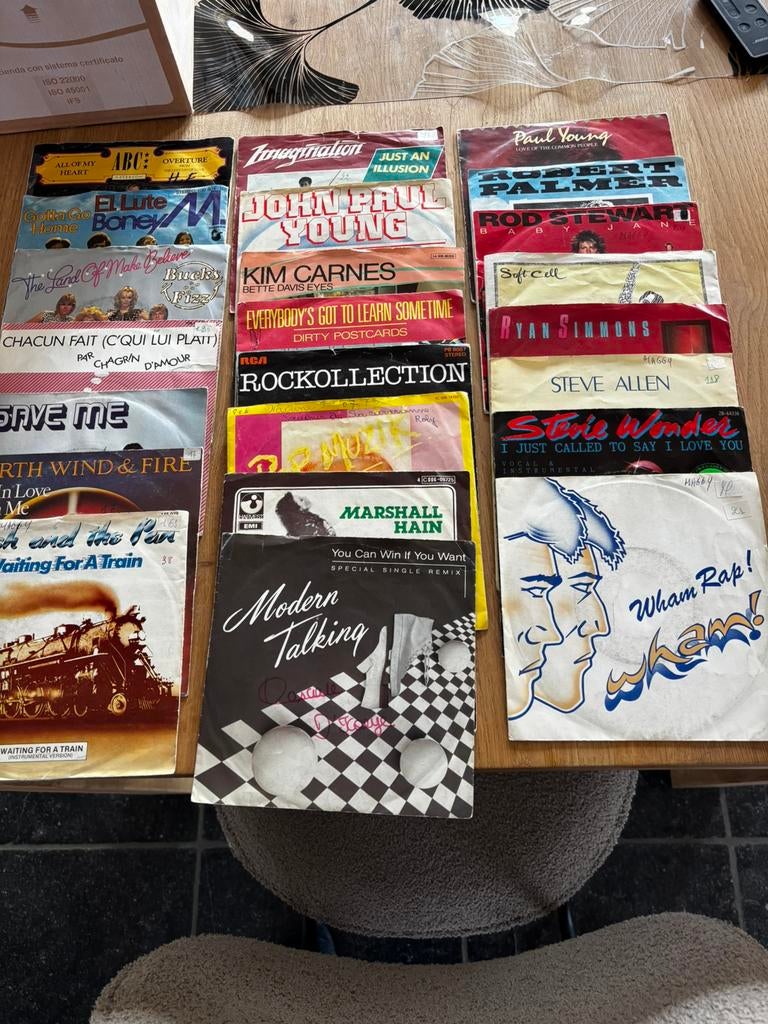 Lot de 14 vinyles 45 tours, CD & DVD, Enlèvement ou Envoi, Single, Utilisé, Pop