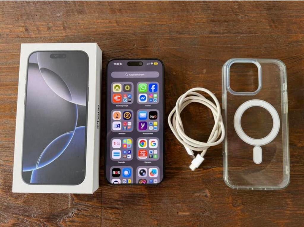 Apple iPhone 16 Pro Max 256GB Titanium black hoesje batt 92%, Télécoms, Téléphonie mobile | Apple iPhone, Enlèvement ou Envoi