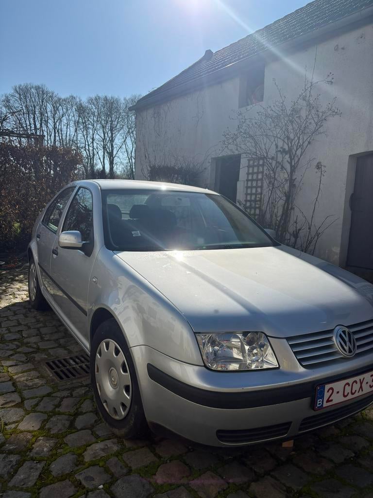 VW Bora uit het jaar 2005, Auto's, Voorwielaandrijving, Stof, 1280 kg, 5 deurs