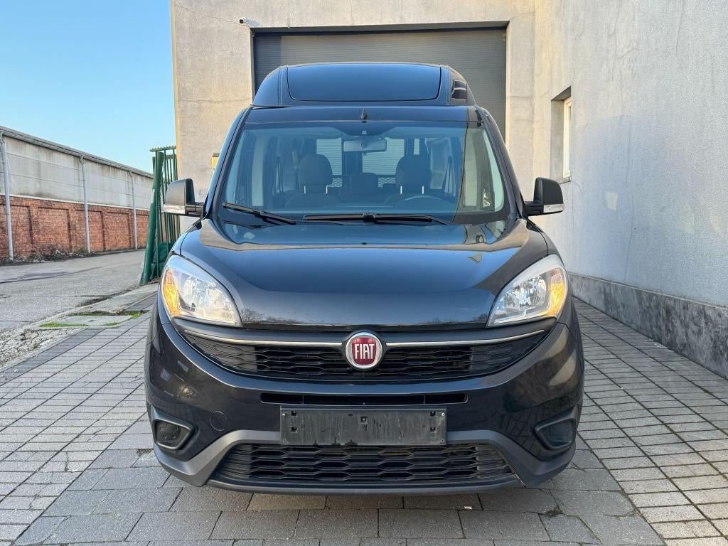 FIAT DOBLO 1.4i ESSENCE 2017 116000 KM TPMR PMR INVALIDE, Achat, Entreprise, Adapté aux personnes handicapées, Boîte manuelle