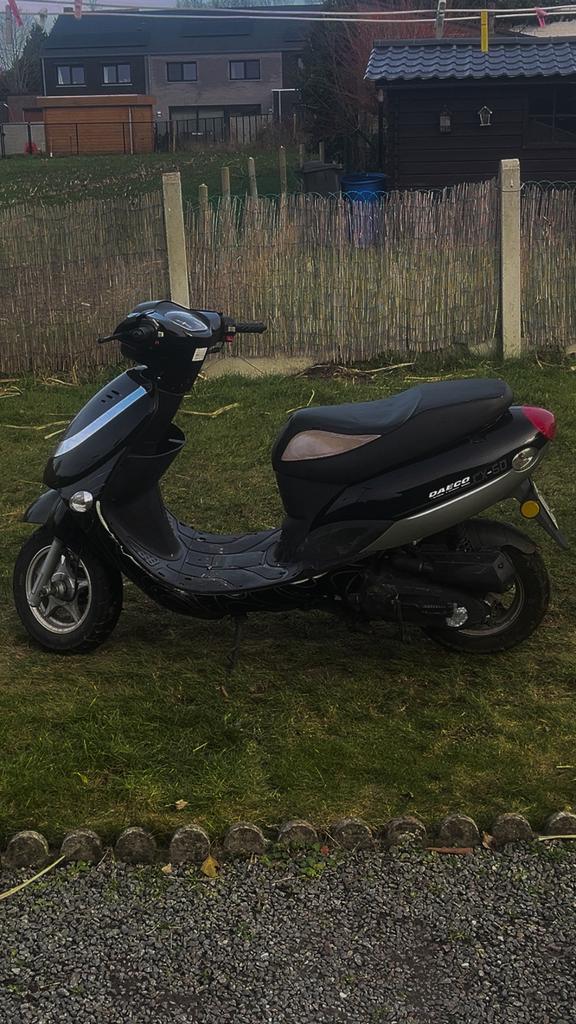 B klasse, Fietsen en Brommers, Brommers | Overige merken, Ophalen, Gebruikt, 0 versnellingen, Klasse B (45 km/u)