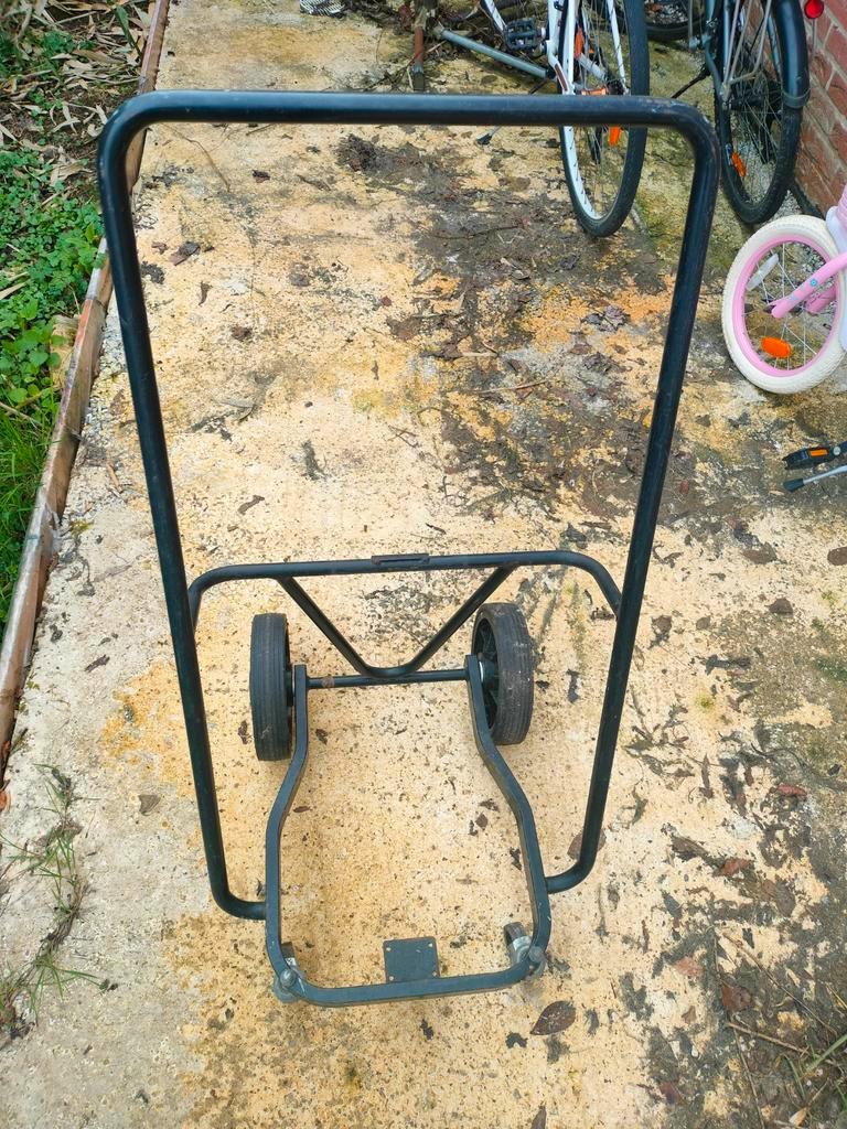 Trolley voor het vervoer van blikjes of vaten, Ophalen, Transportkar