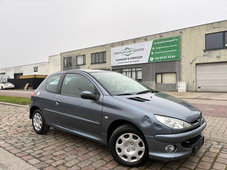 Peugeot 206 | 12 Maanden Garantie | 99Dkm | Benzine | 2006 |, Auto's, Voorwielaandrijving, Testrit aan huis, Stof, 1360 cc