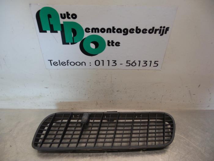 Calandre d'un BMW X5, -, 3 mois de garantie, Utilisé, -