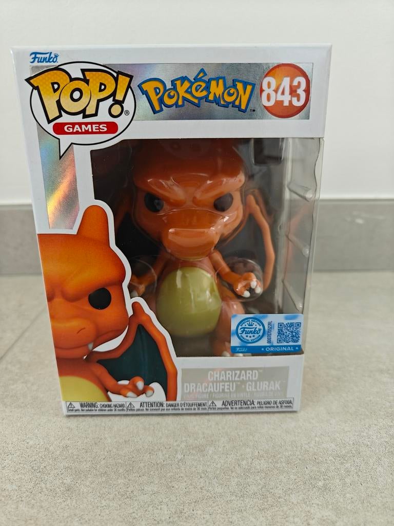 Funko Pop Charizard Pokémon Center exclusive Pearlescent, Collections, Jouets miniatures, Neuf, Enlèvement ou Envoi