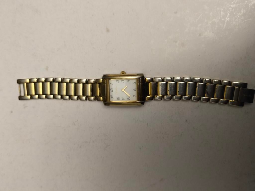 Dames horloge, Ophalen