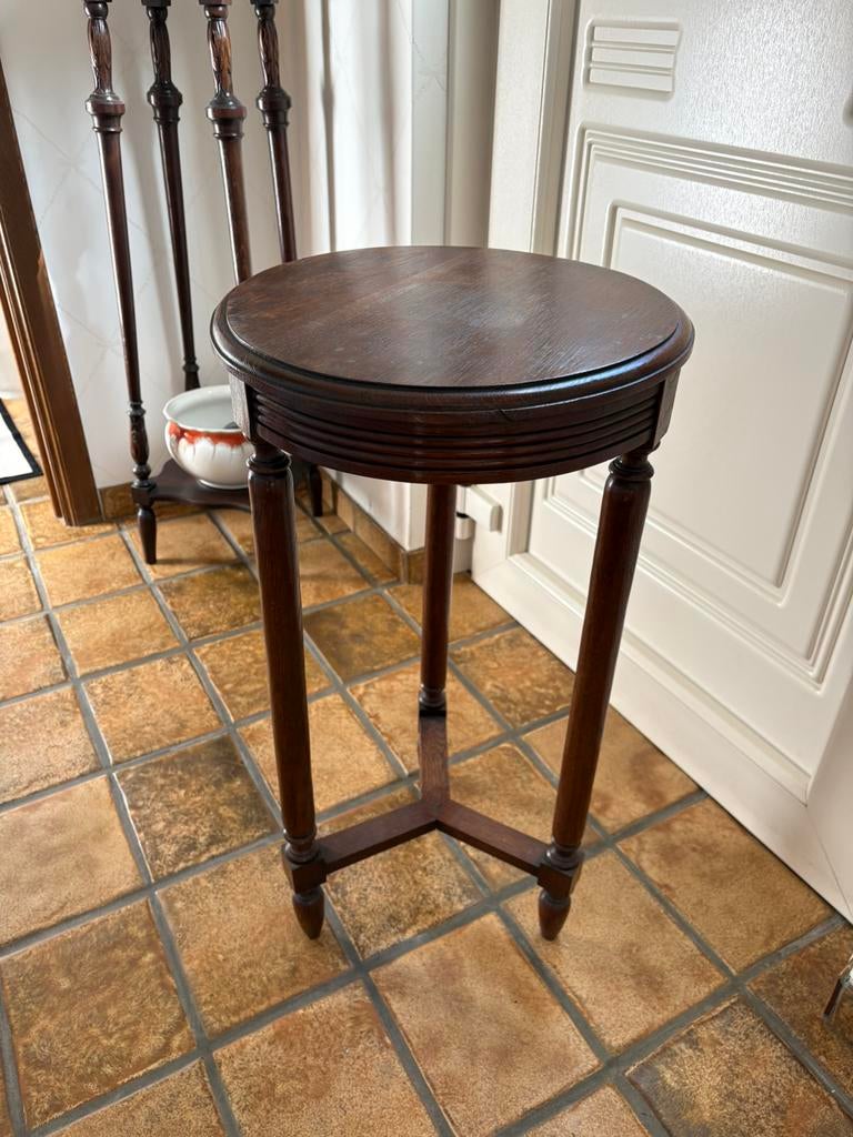 Belle Petite table Antique H 72 L 38 bonne état, Enlèvement