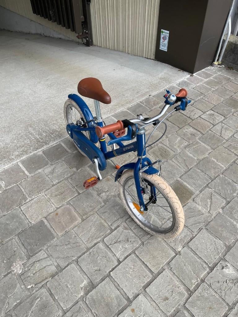 B’Twin City 900 kinderfiets 16 inch + zijwieltjes, aluminium, Fietsen en Brommers, Ophalen, Zijwieltjes, Btwin, 16 tot 20 inch