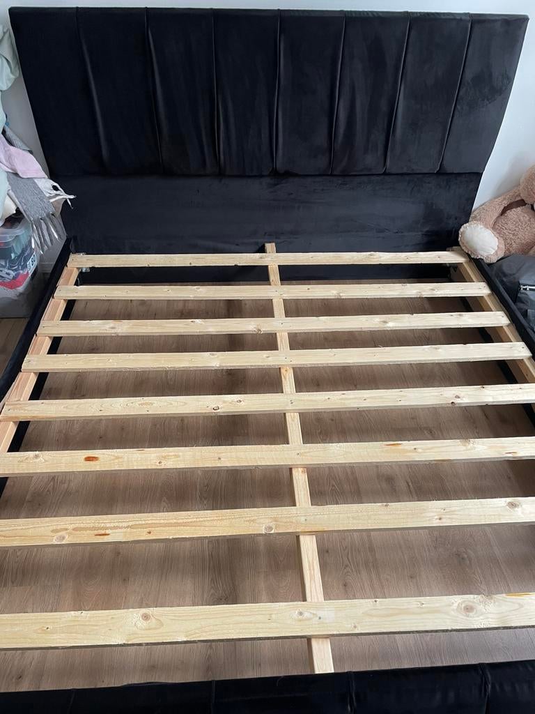 Lit noir 180/200, Enlèvement, Comme neuf, Noir