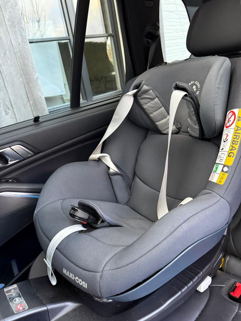 Mooie autostoel Maxi Cosi met isofix, Kinderen en Baby's, Autostoeltjes, Ophalen, Verstelbare rugleuning, Zo goed als nieuw, Isofix
