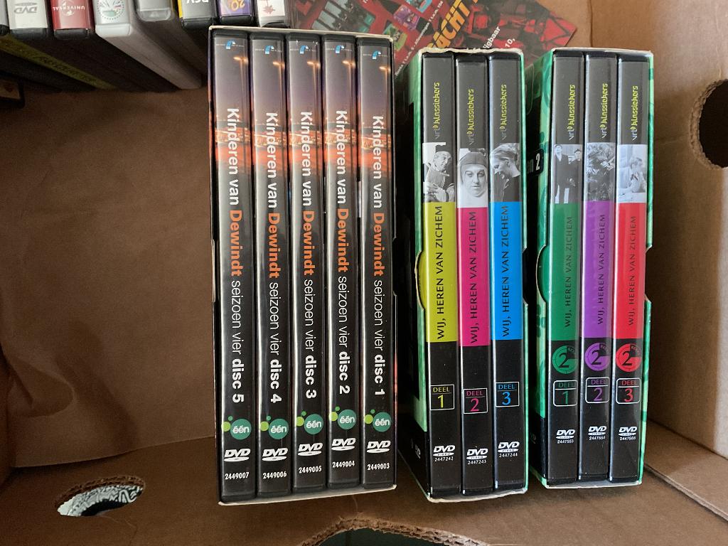DVD box Vlaamse series, Enlèvement ou Envoi, Utilisé