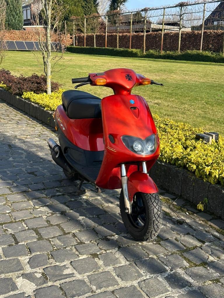 Piaggio zip fastrider - 2 takt, Fietsen en Brommers, Ophalen, Zip