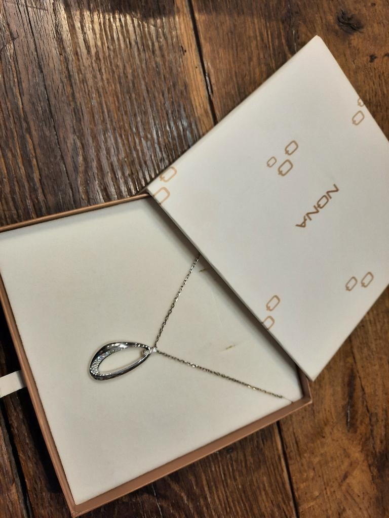 Rhodiated sterling zilveren 925 hanger Nona, nieuwstaat, Bijoux, Sacs & Beauté, Neuf, Enlèvement ou Envoi, Avec strass, Argent