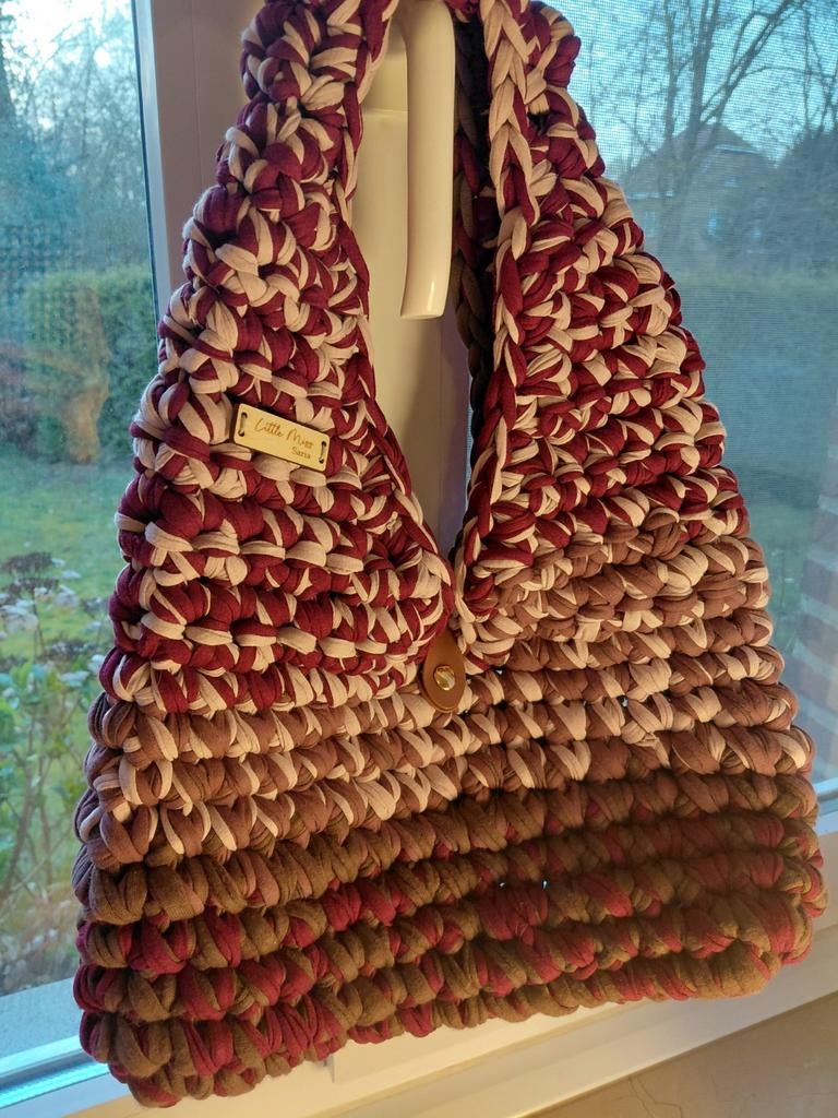 Handgemaakte crochet tassen, Handtassen en Accessoires, Tassen | Damestassen, Ophalen