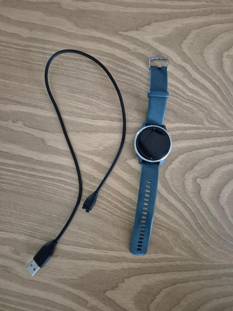 Garmin Venu Smartwatch - Granite Blue met Silver, Étanche, Garmin, Comme neuf, Enlèvement