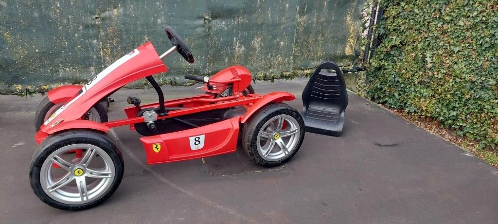 skelter go cart BERG Ferrari, Kinderen en Baby's, Speelgoed | Buiten | Skelters, Ophalen, Zo goed als nieuw, Berg, Vrijloopautomaat