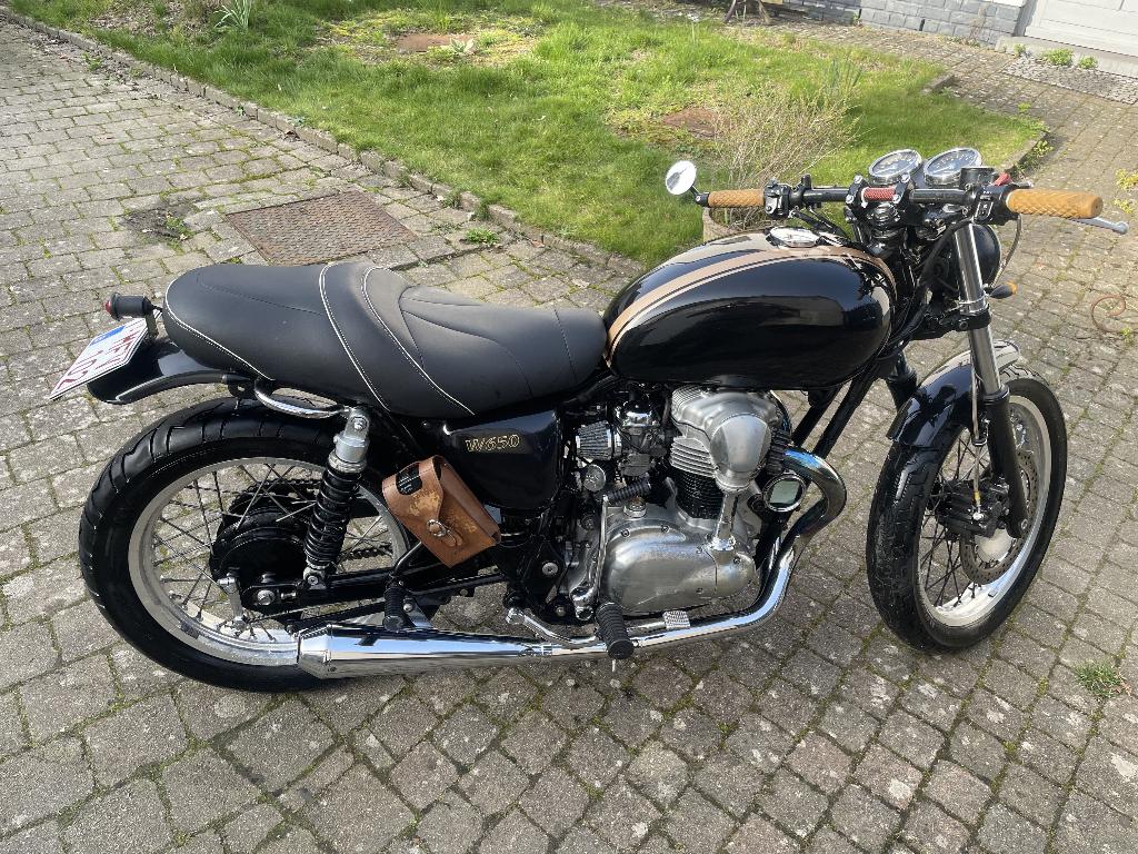 Kawasaki W650 Cafe Racer, 2 cilinders, Motorrijbewijs A, Particulier, Meer dan 35 kW