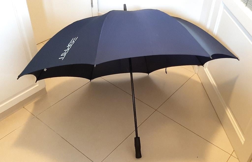 Te koop: Mooie grote blauwe paraplu van "Esprit", Bijoux, Sacs & Beauté, Parapluies, Comme neuf, Bleu, Enlèvement