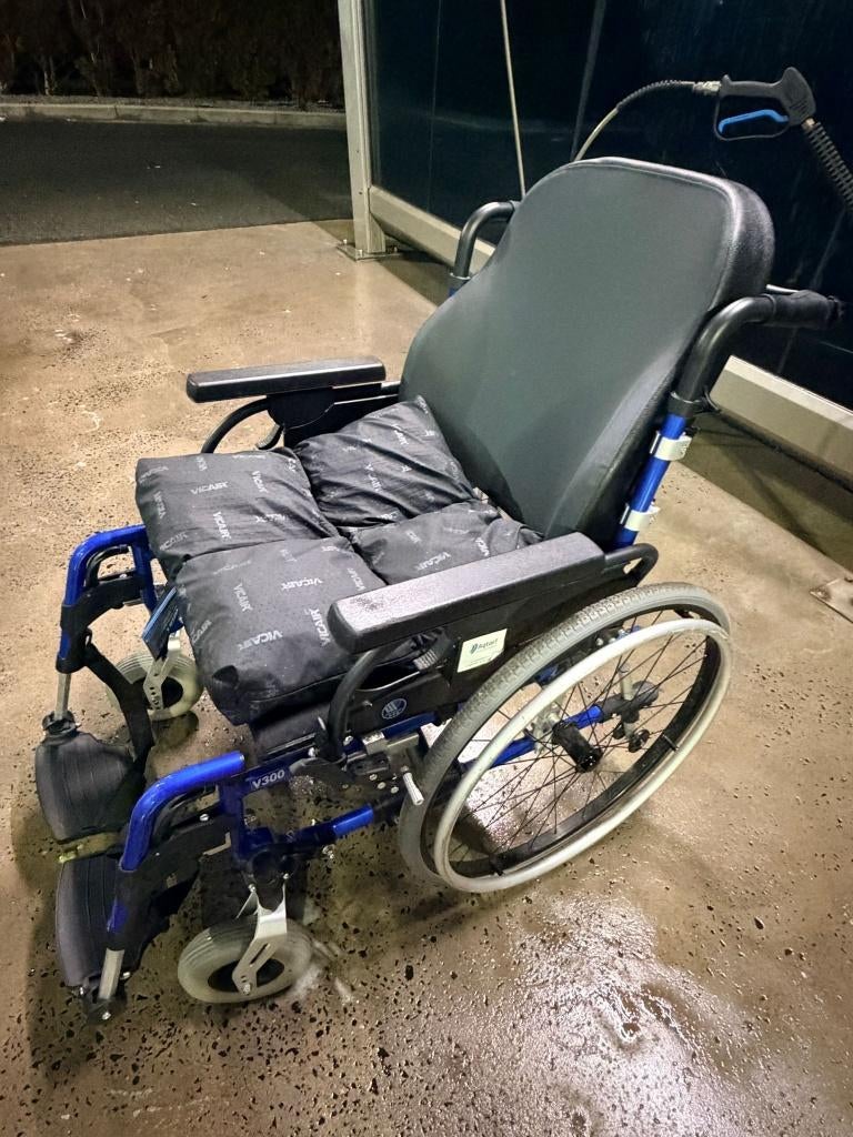 Rolstoel Vermeiren + kussen Vicair 4, Diversen, Ophalen